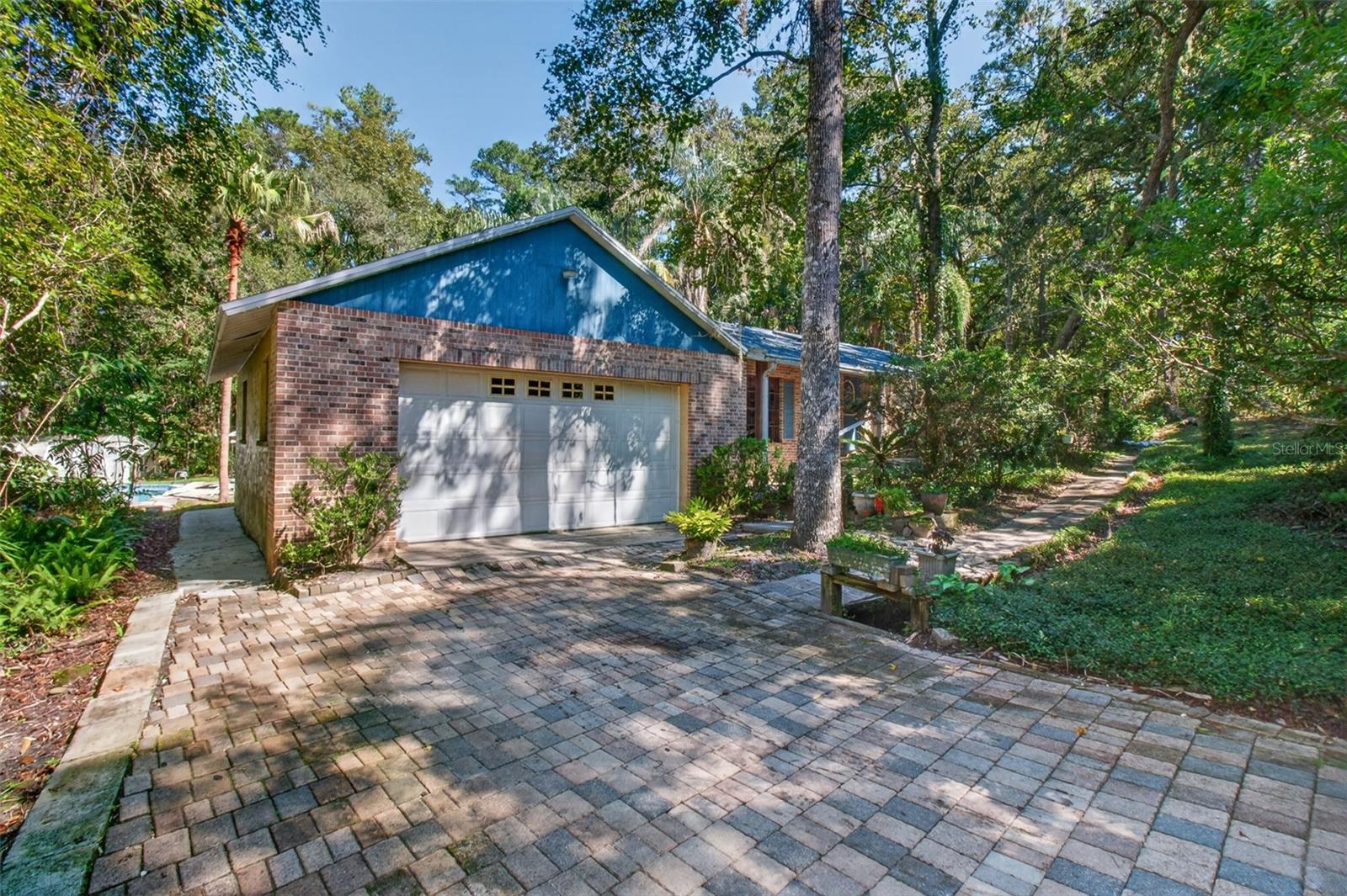 2321 SPRING LAKE HIGHWAY, Brooksville, FL 34602