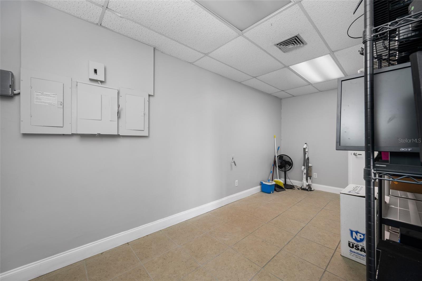 710 1ST AVENUE SW, Largo, FL 33770