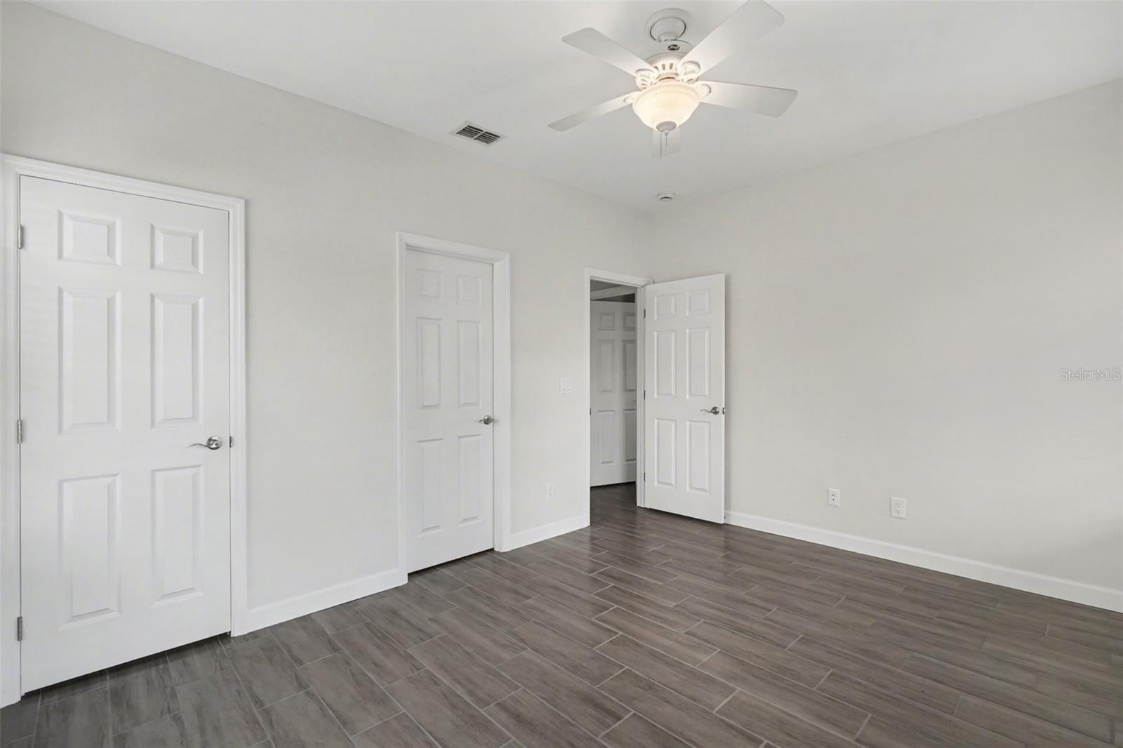 6081 LAKE FRONT DRIVE, Fort Myers, FL 33908