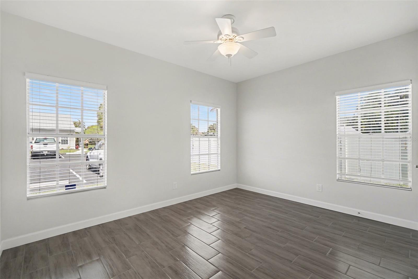 6081 LAKE FRONT DRIVE, Fort Myers, FL 33908