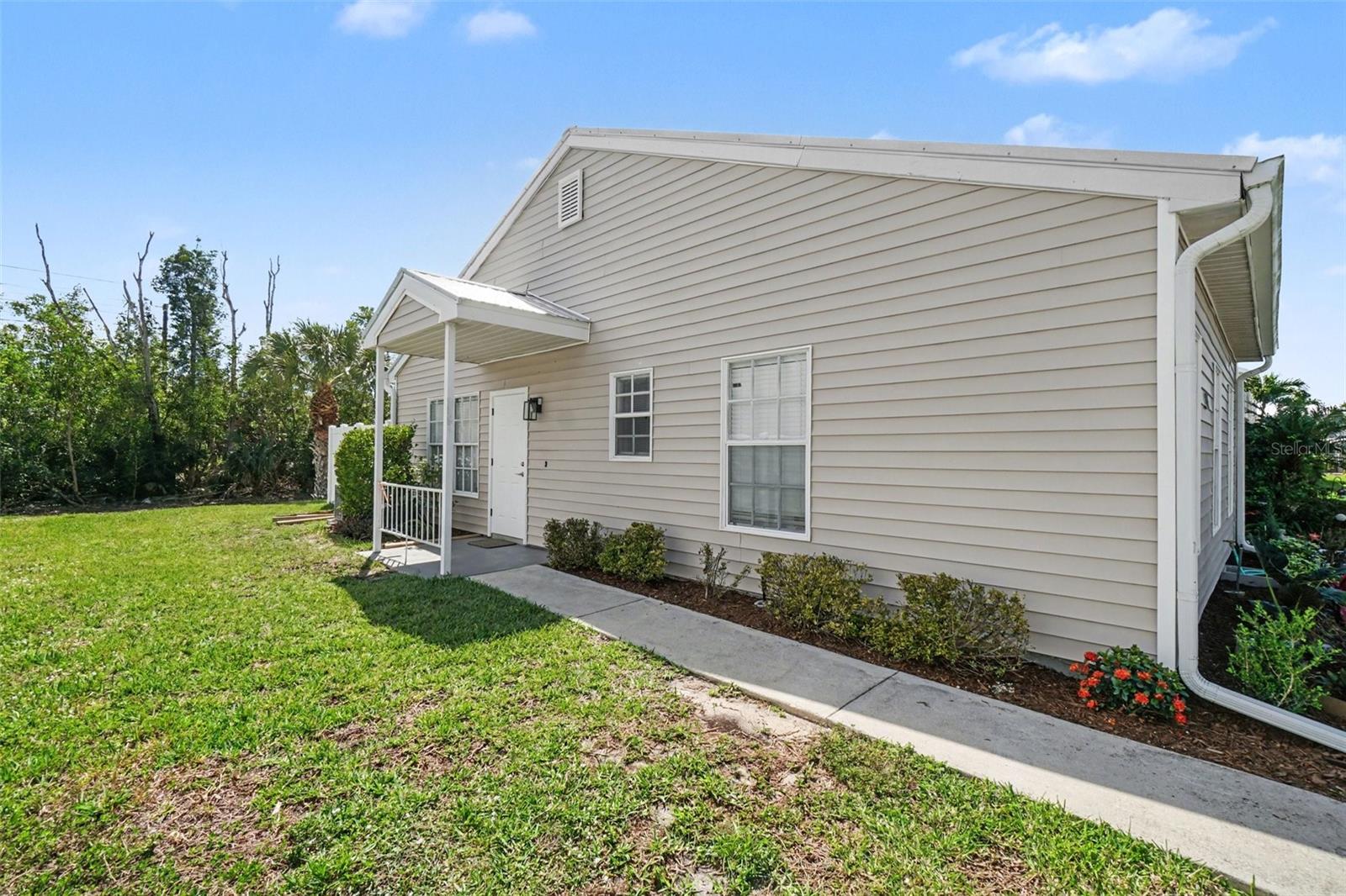6081 LAKE FRONT DRIVE, Fort Myers, FL 33908 6081 LAKE FRONT DRIVE, Fort Myers, FL 33908