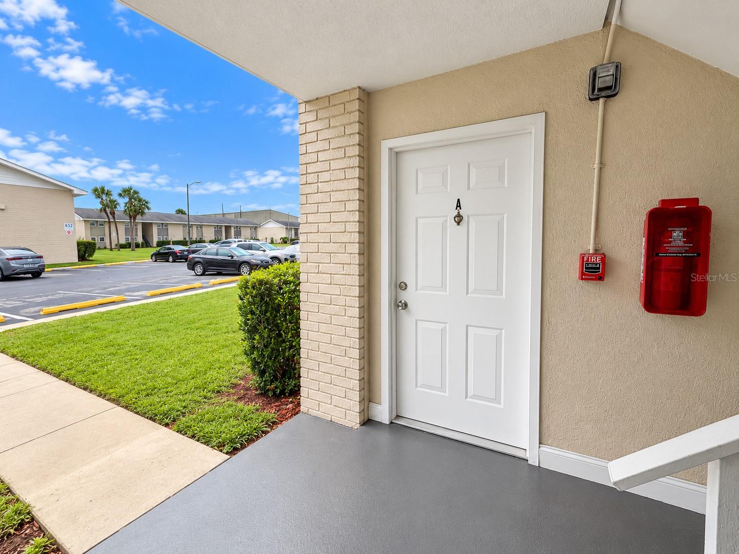 833 SKY LAKE CIRCLE, #A, Orlando, FL 32809