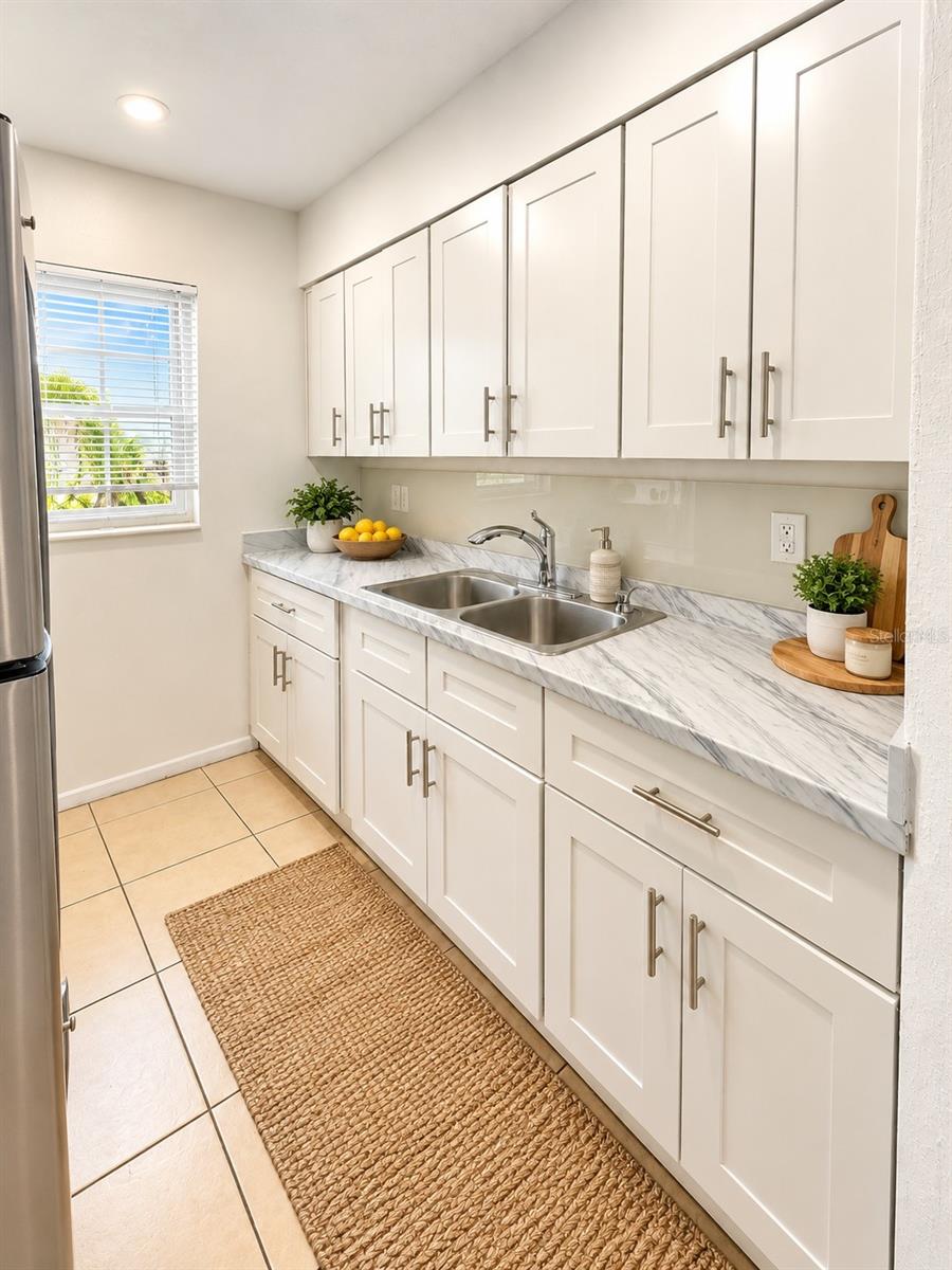 833 SKY LAKE CIRCLE, #A, Orlando, FL 32809