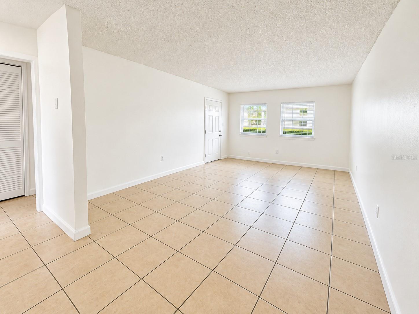 833 SKY LAKE CIRCLE, #A, Orlando, FL 32809