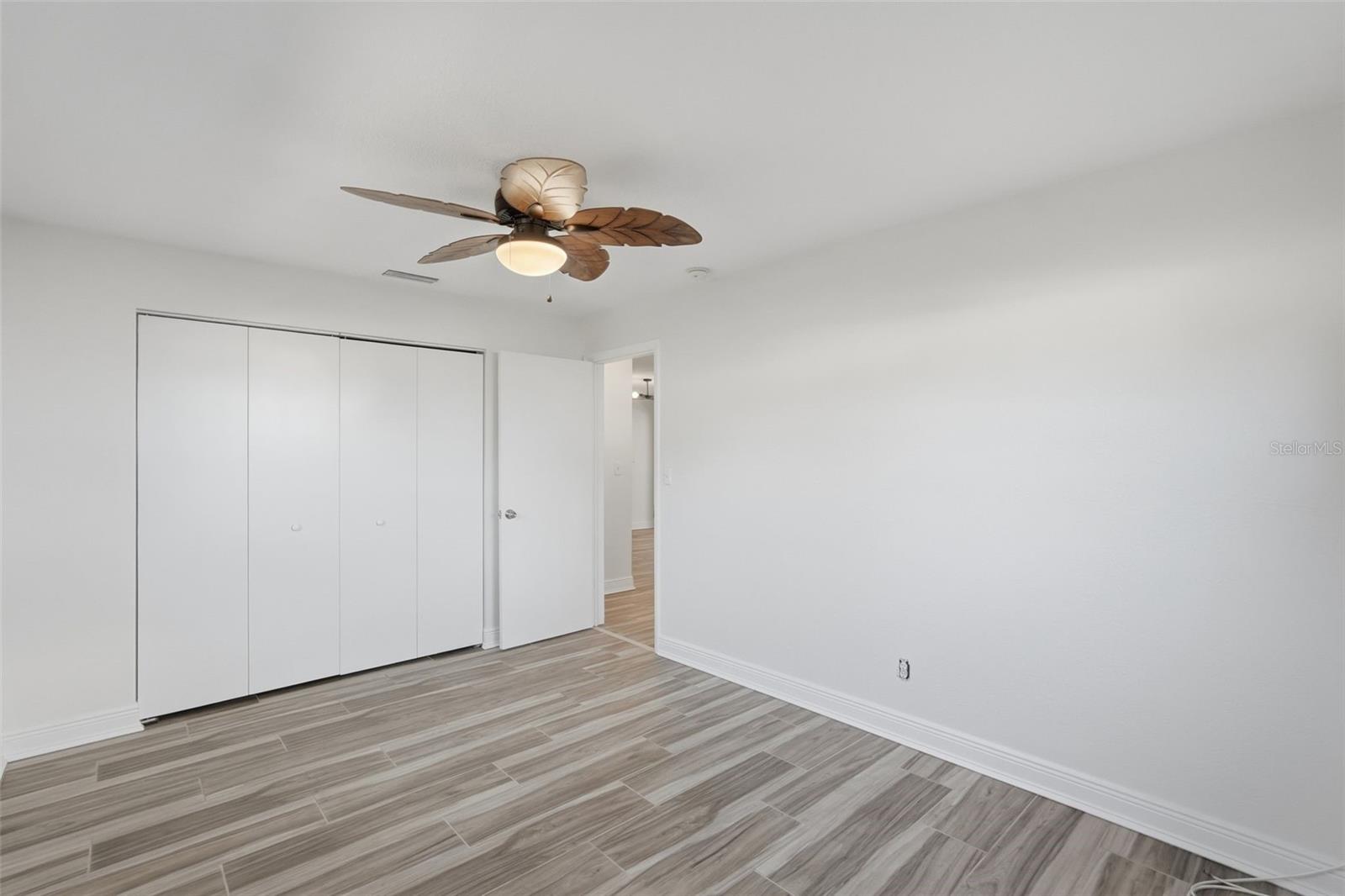 1460 69TH PLACE S, St Petersburg, FL 33705