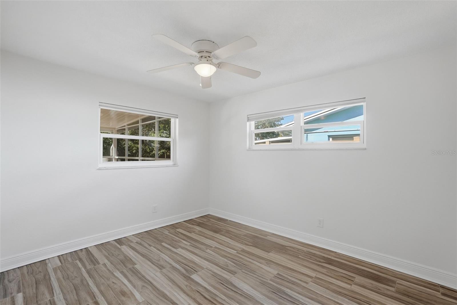 1460 69TH PLACE S, St Petersburg, FL 33705