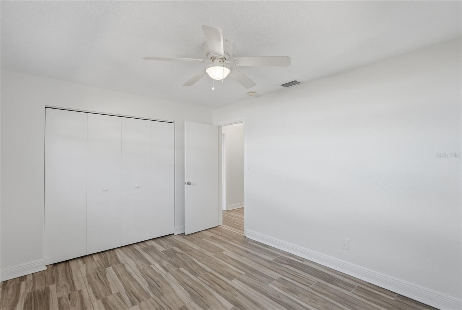 1460 69TH PLACE S, St Petersburg, FL 33705