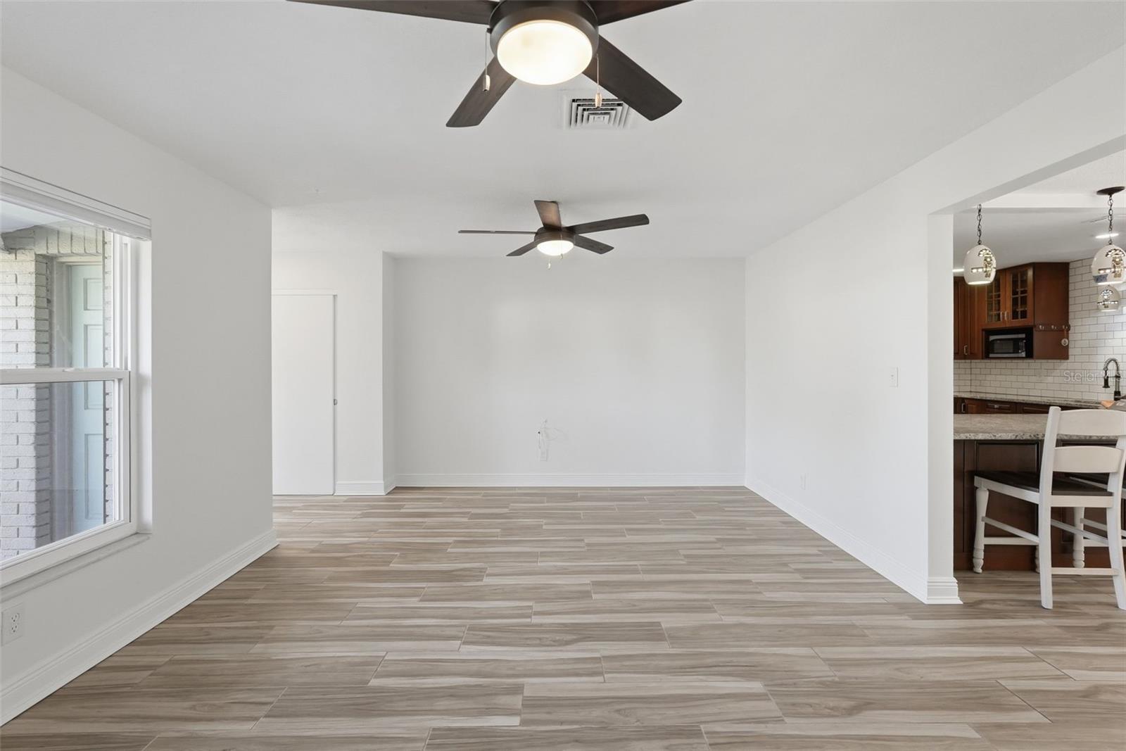 1460 69TH PLACE S, St Petersburg, FL 33705