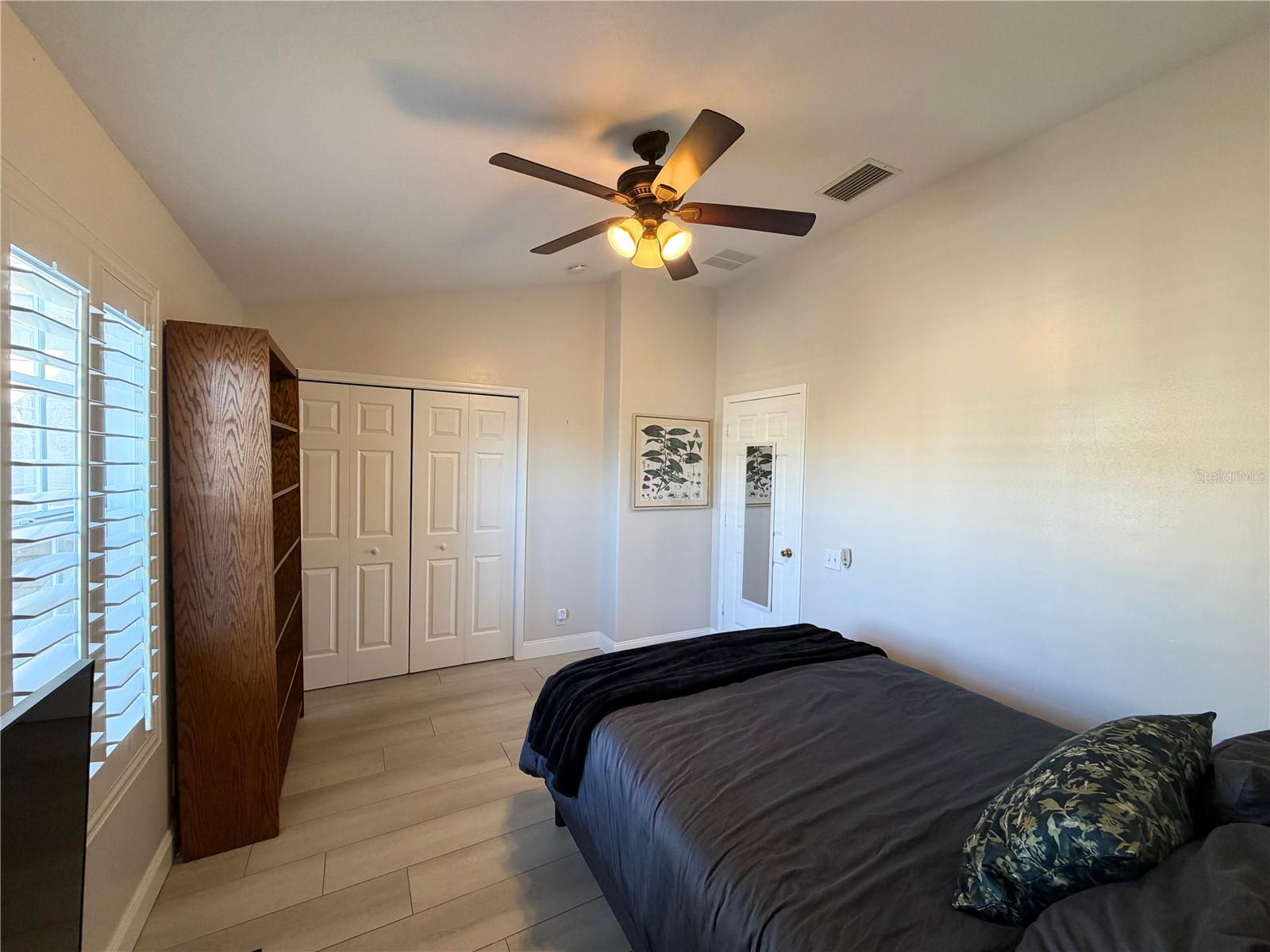 5350 60TH AVENUE N, St Petersburg, FL 33709
