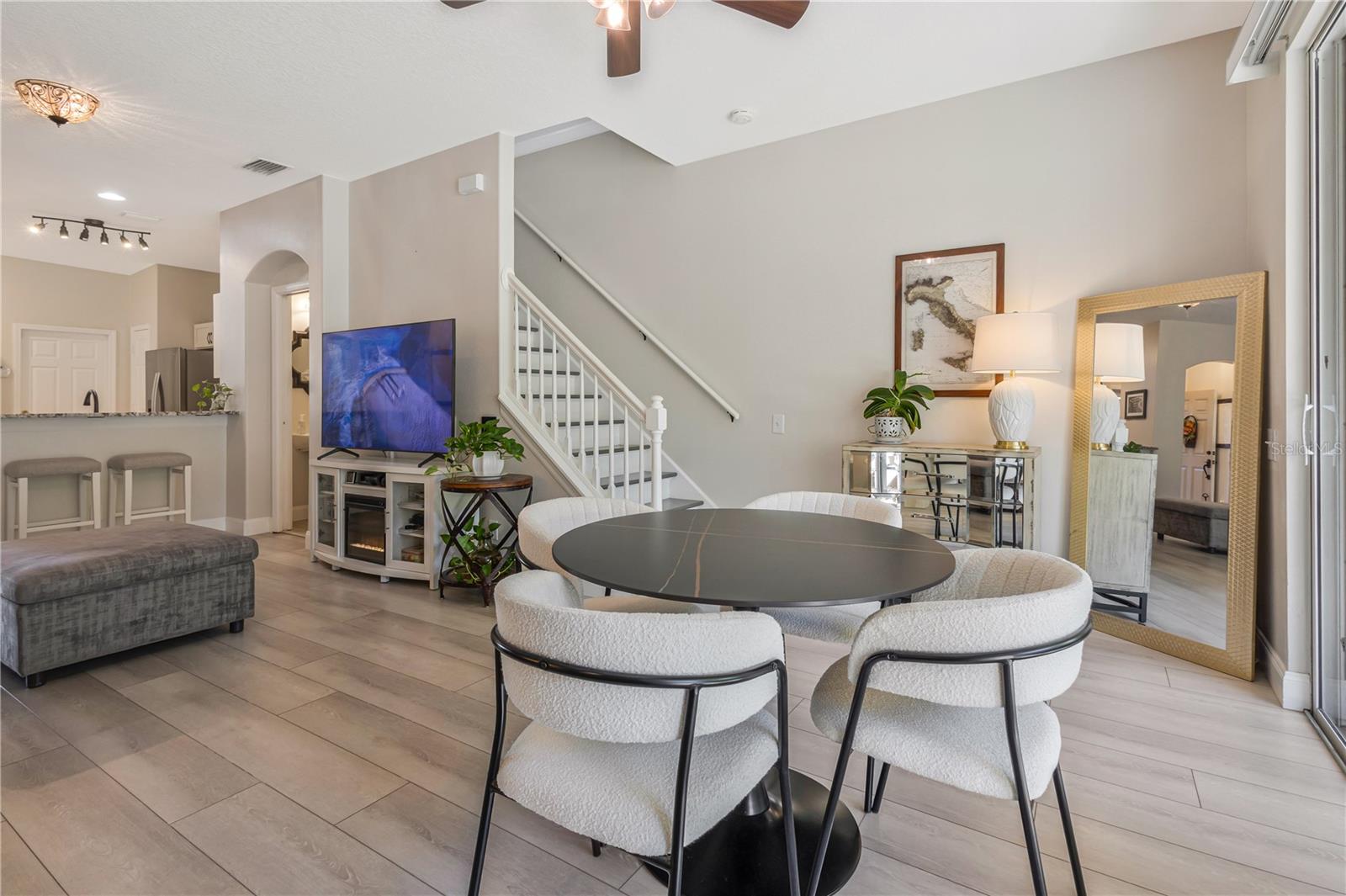 5350 60TH AVENUE N, St Petersburg, FL 33709