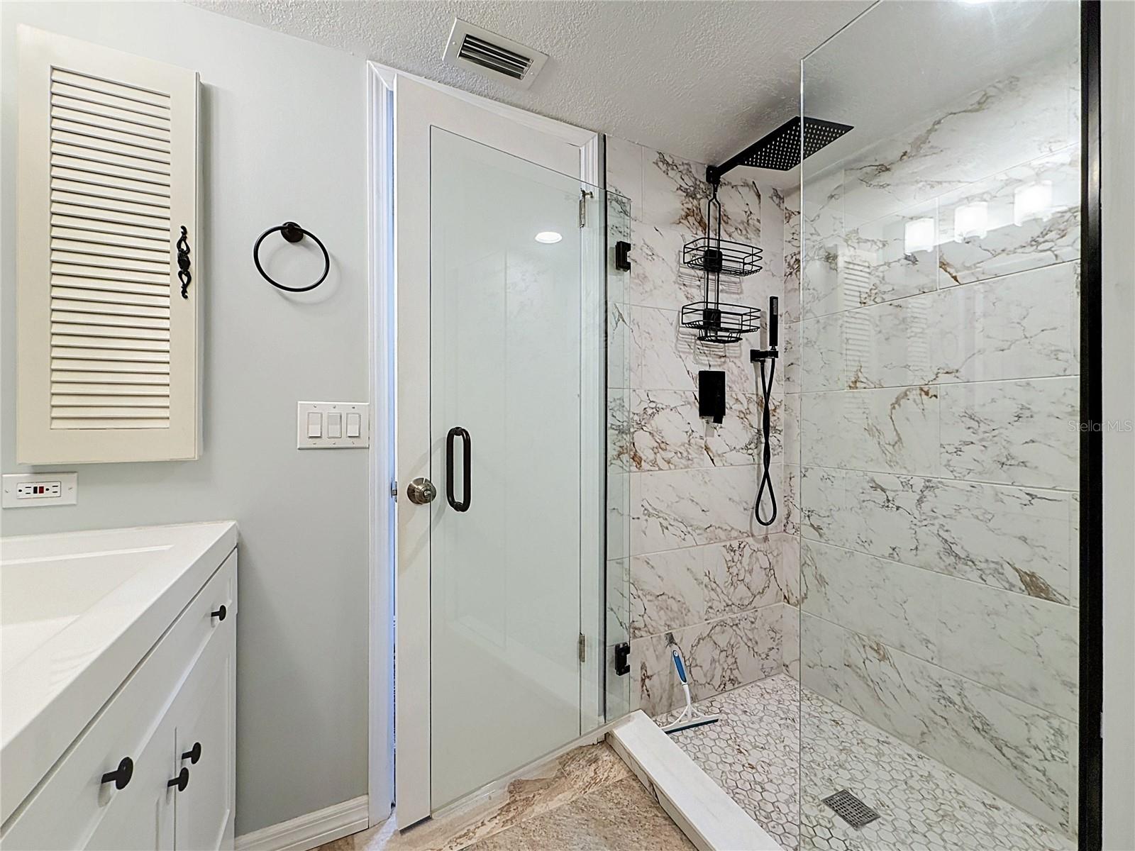 2nd Bath New Shower
