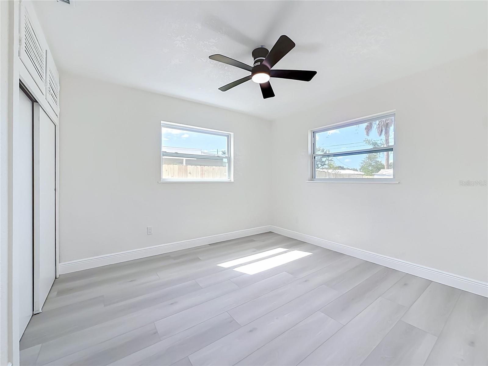 5164 JASMINE CIRCLE, St Petersburg, FL 33714