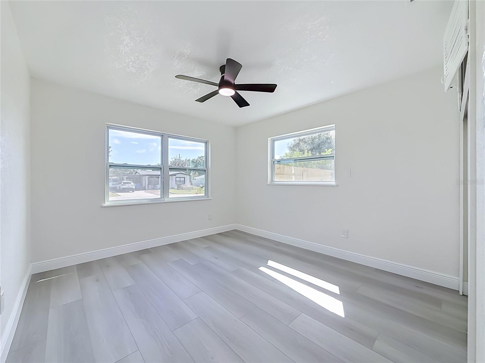 5164 JASMINE CIRCLE, St Petersburg, FL 33714