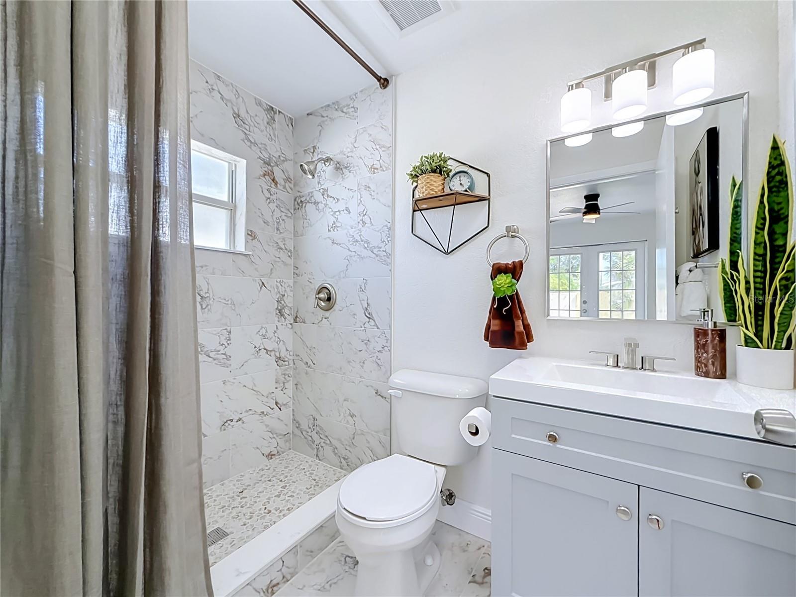 5164 JASMINE CIRCLE, St Petersburg, FL 33714