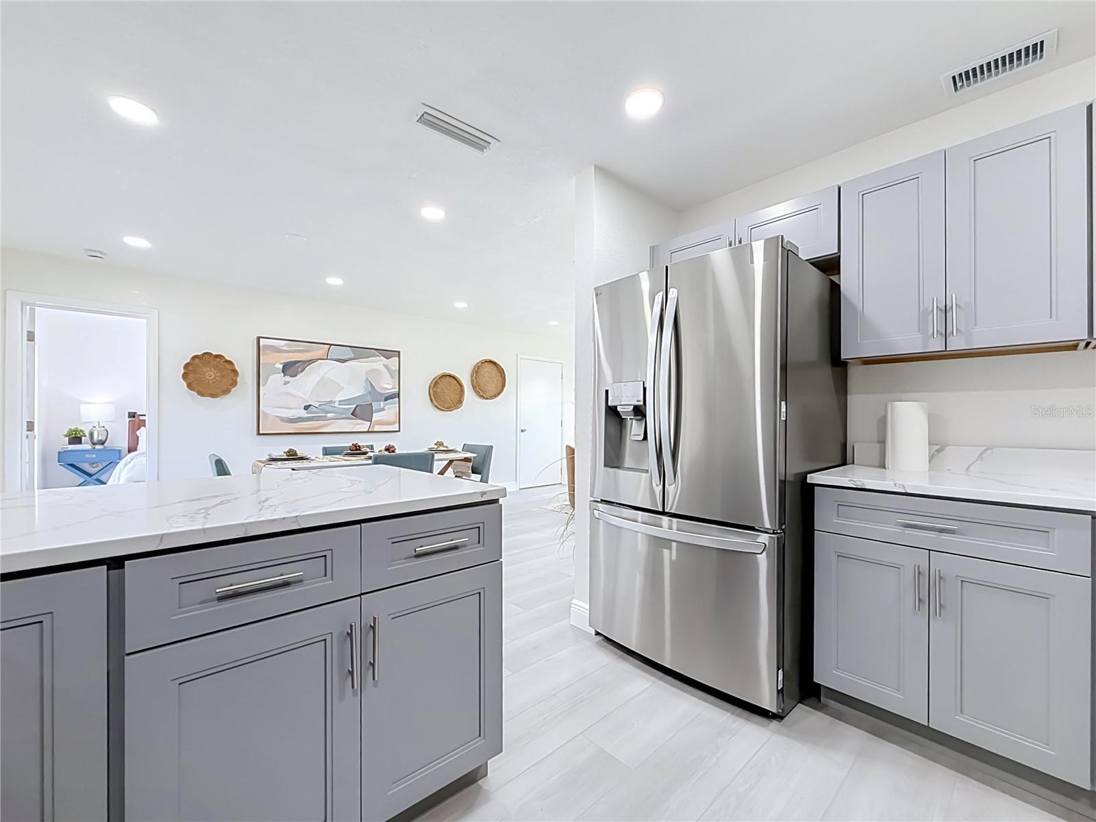 5164 JASMINE CIRCLE, St Petersburg, FL 33714