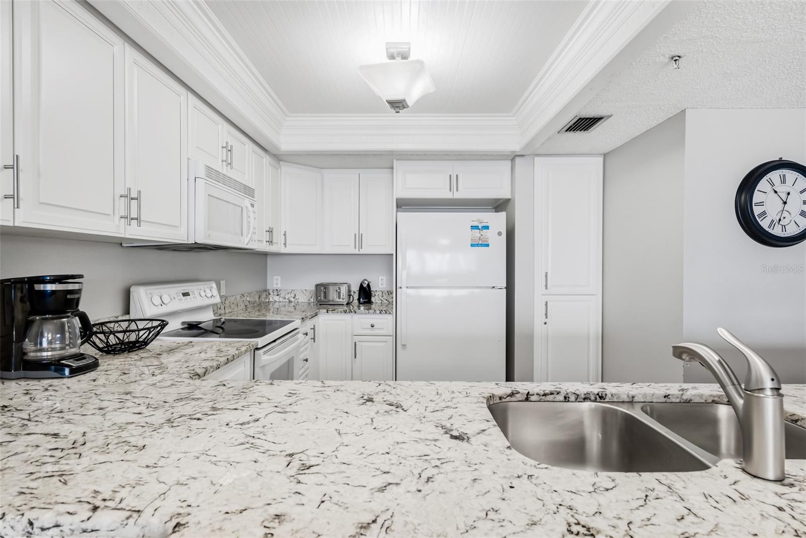 18500 GULF BOULEVARD, #404, Indian Shores, FL 33785
