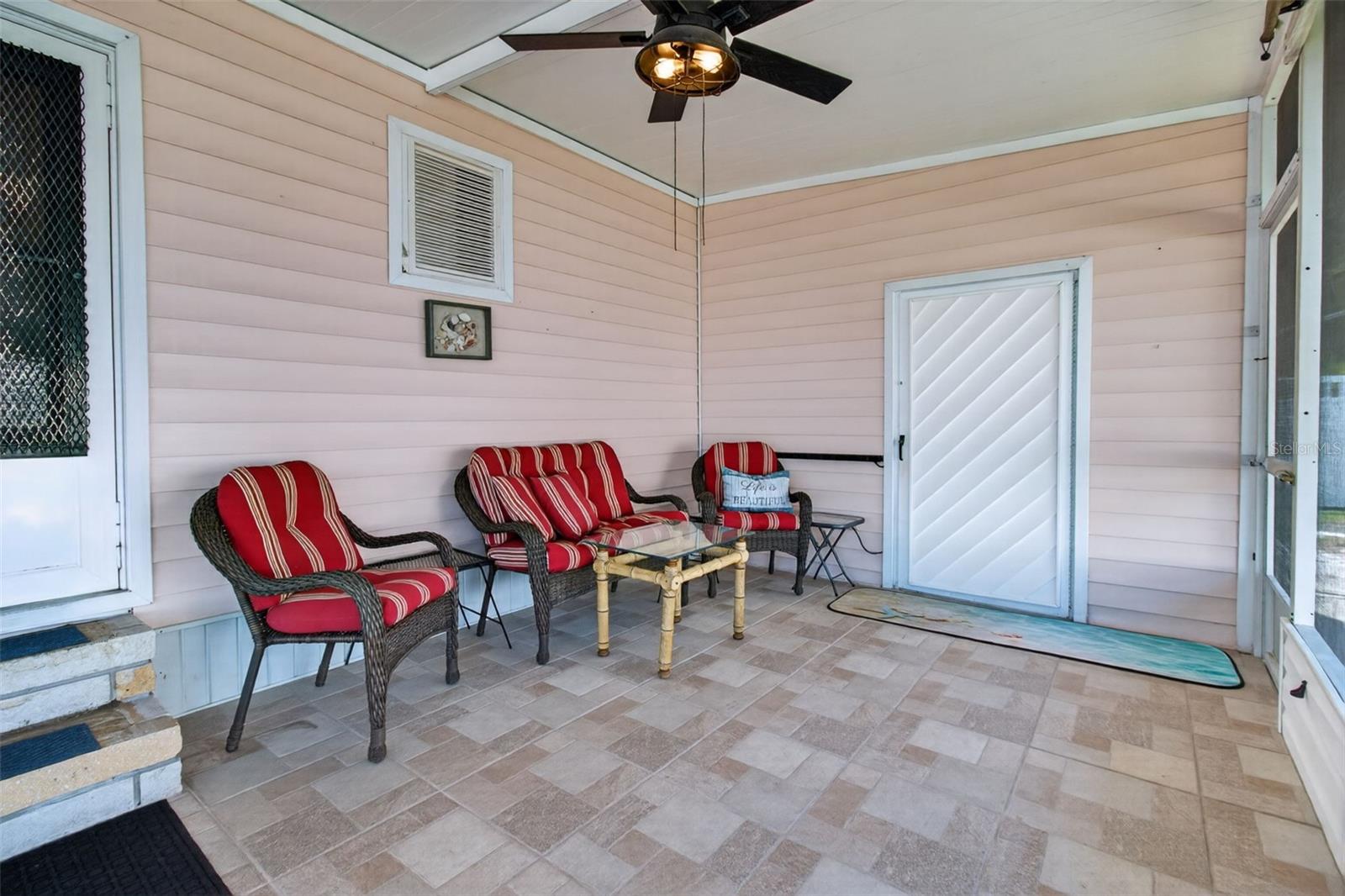 2000 E BAY DRIVE, #52, Largo, FL 33771