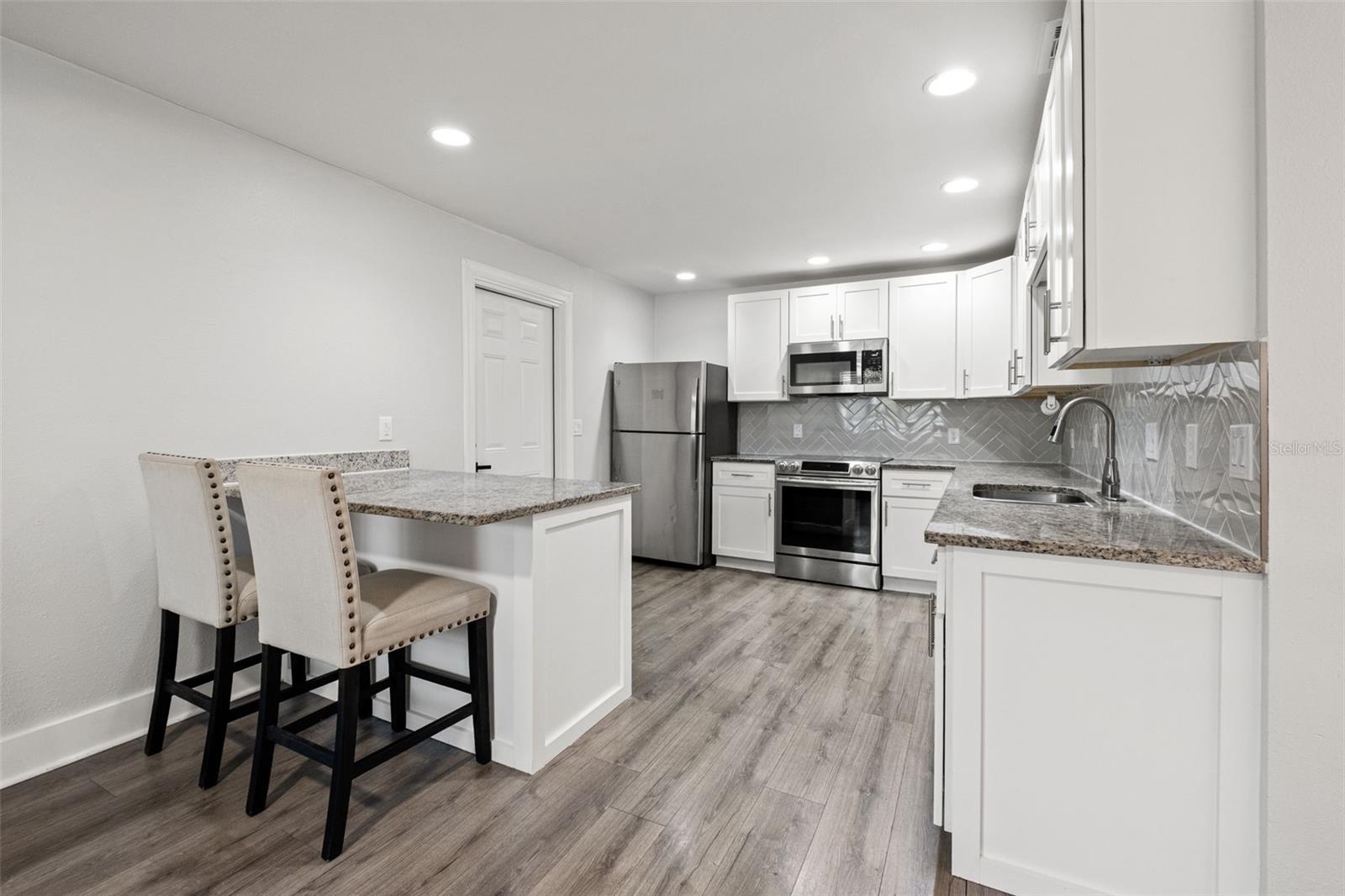 8316 N 10TH STREET, Tampa, FL 33604 8316 N 10TH STREET, Tampa, FL 33604