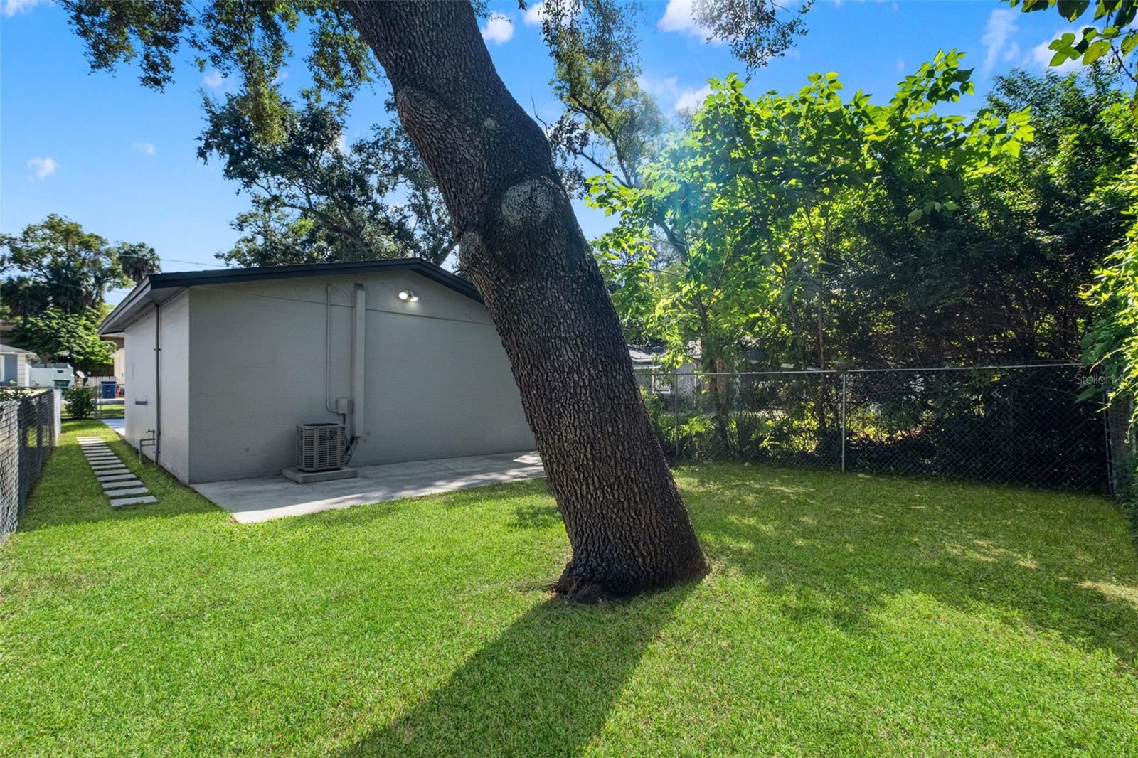 8316 N 10TH STREET, Tampa, FL 33604