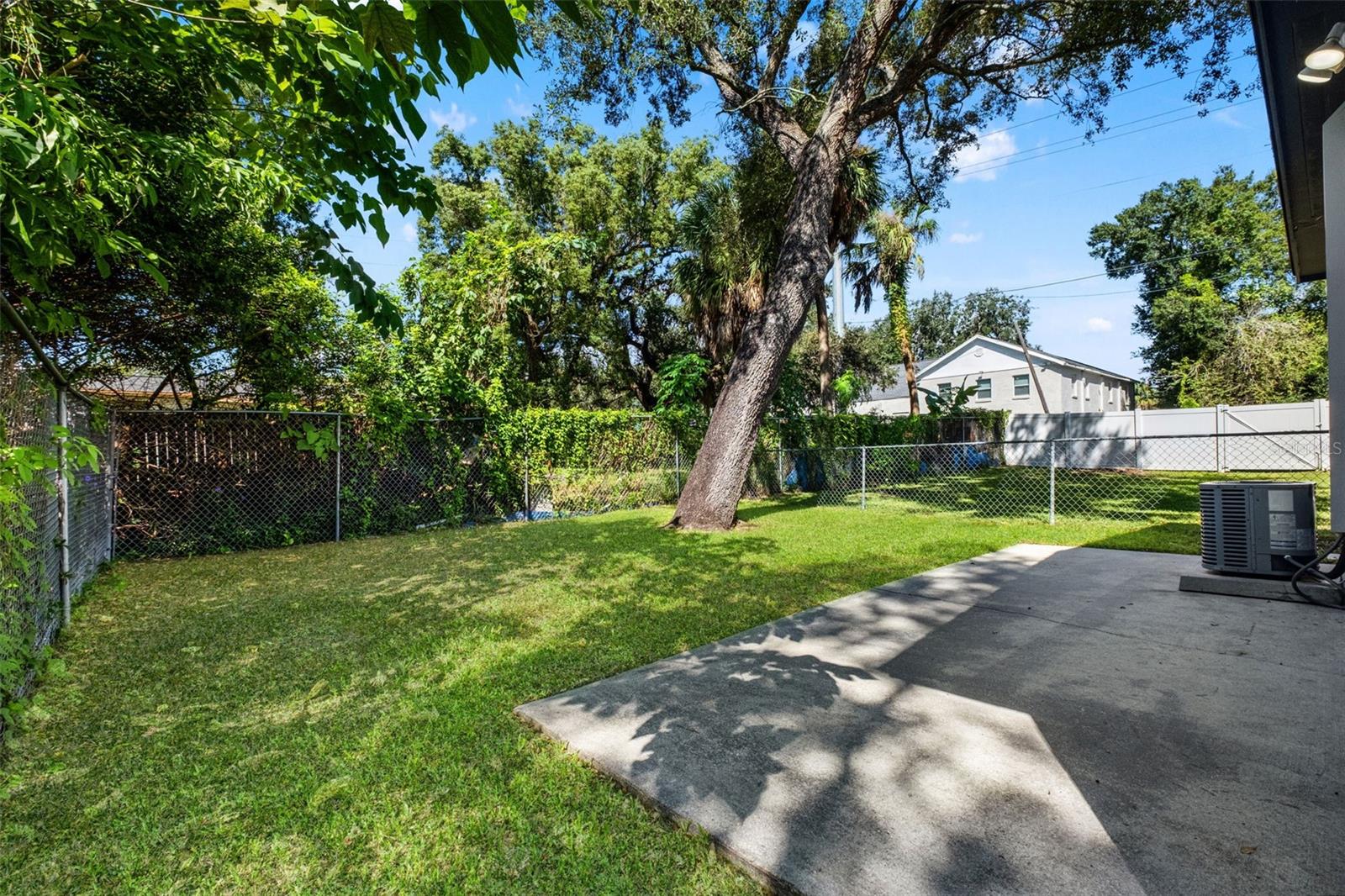 8316 N 10TH STREET, Tampa, FL 33604