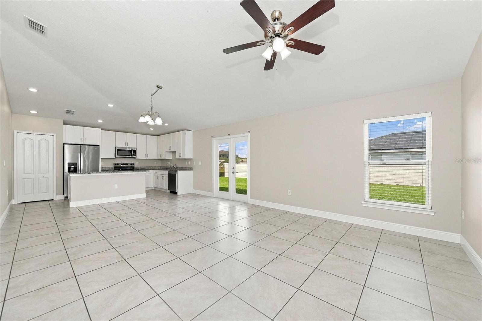 520 BRISTOL CIRCLE, Kissimmee, FL 34758