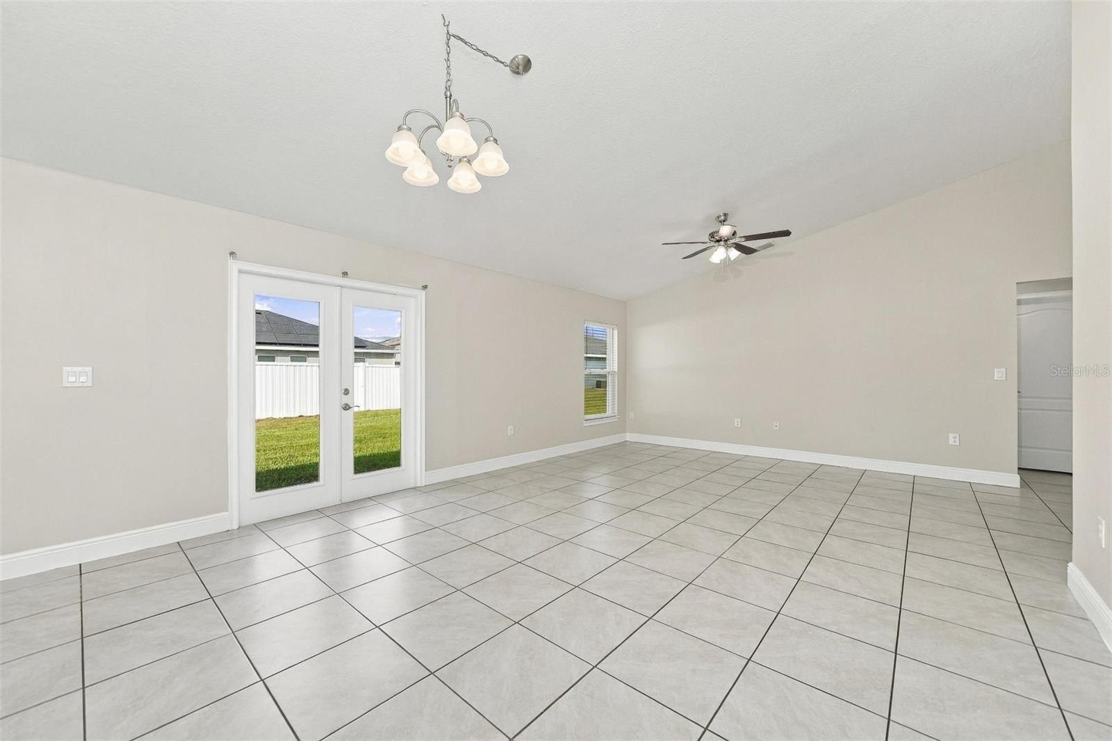 520 BRISTOL CIRCLE, Kissimmee, FL 34758