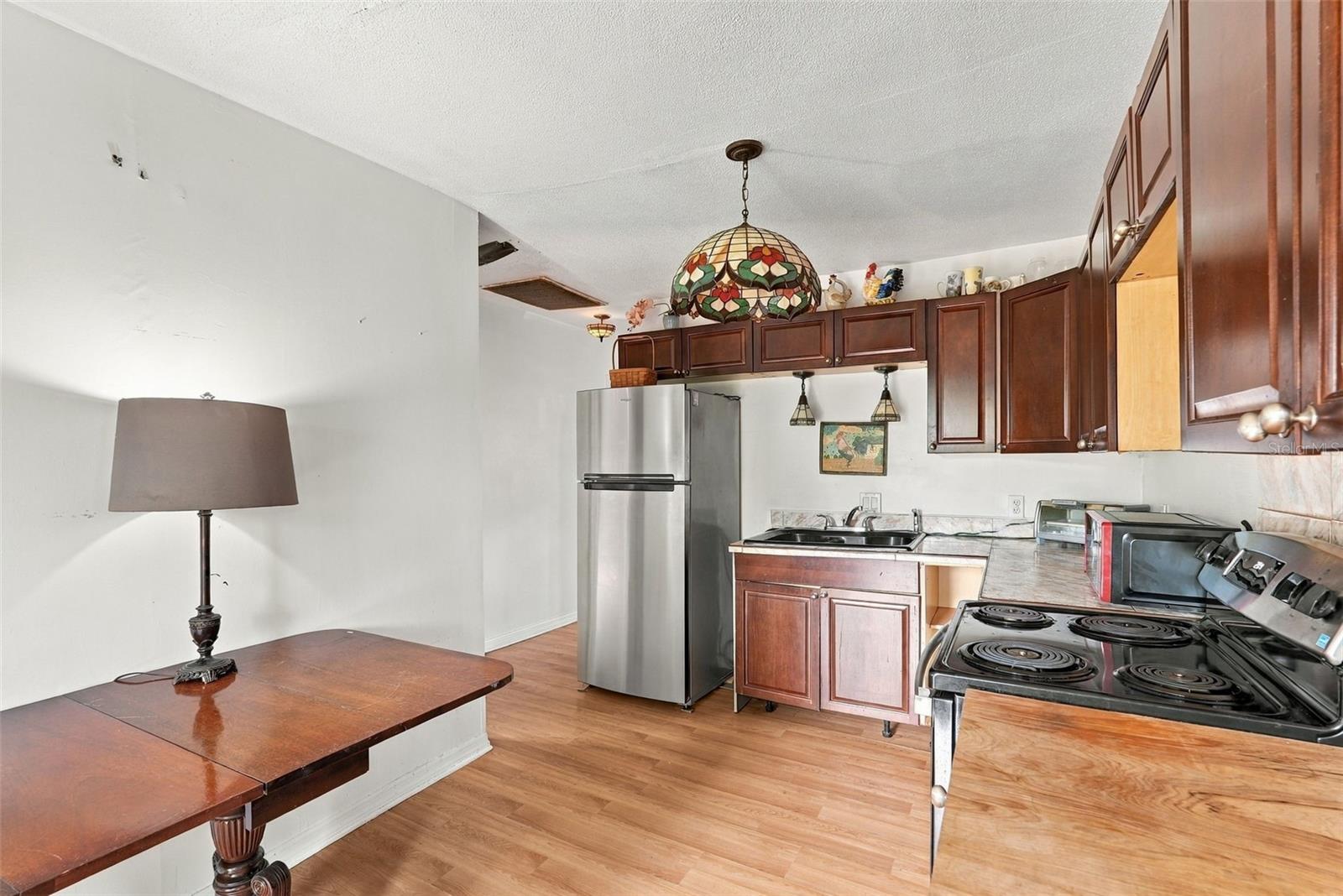 811 E FRIERSON AVENUE, Tampa, FL 33603 811 E FRIERSON AVENUE, Tampa, FL 33603