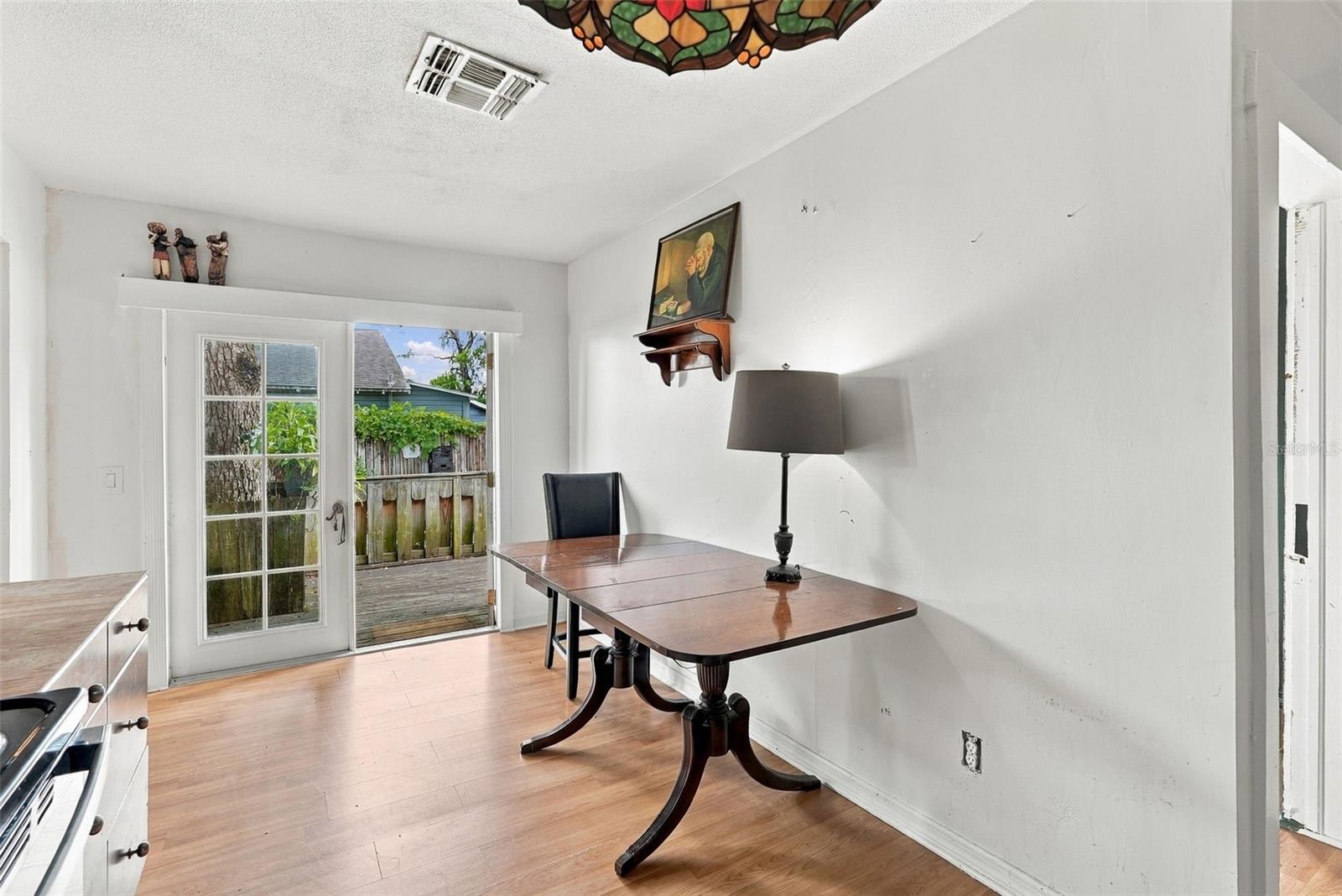 811 E FRIERSON AVENUE, Tampa, FL 33603 811 E FRIERSON AVENUE, Tampa, FL 33603