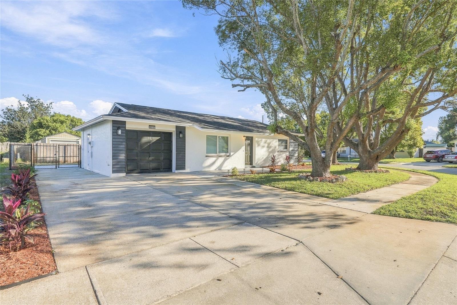 4147 RACCOON LOOP, New Port Richey, FL 34653