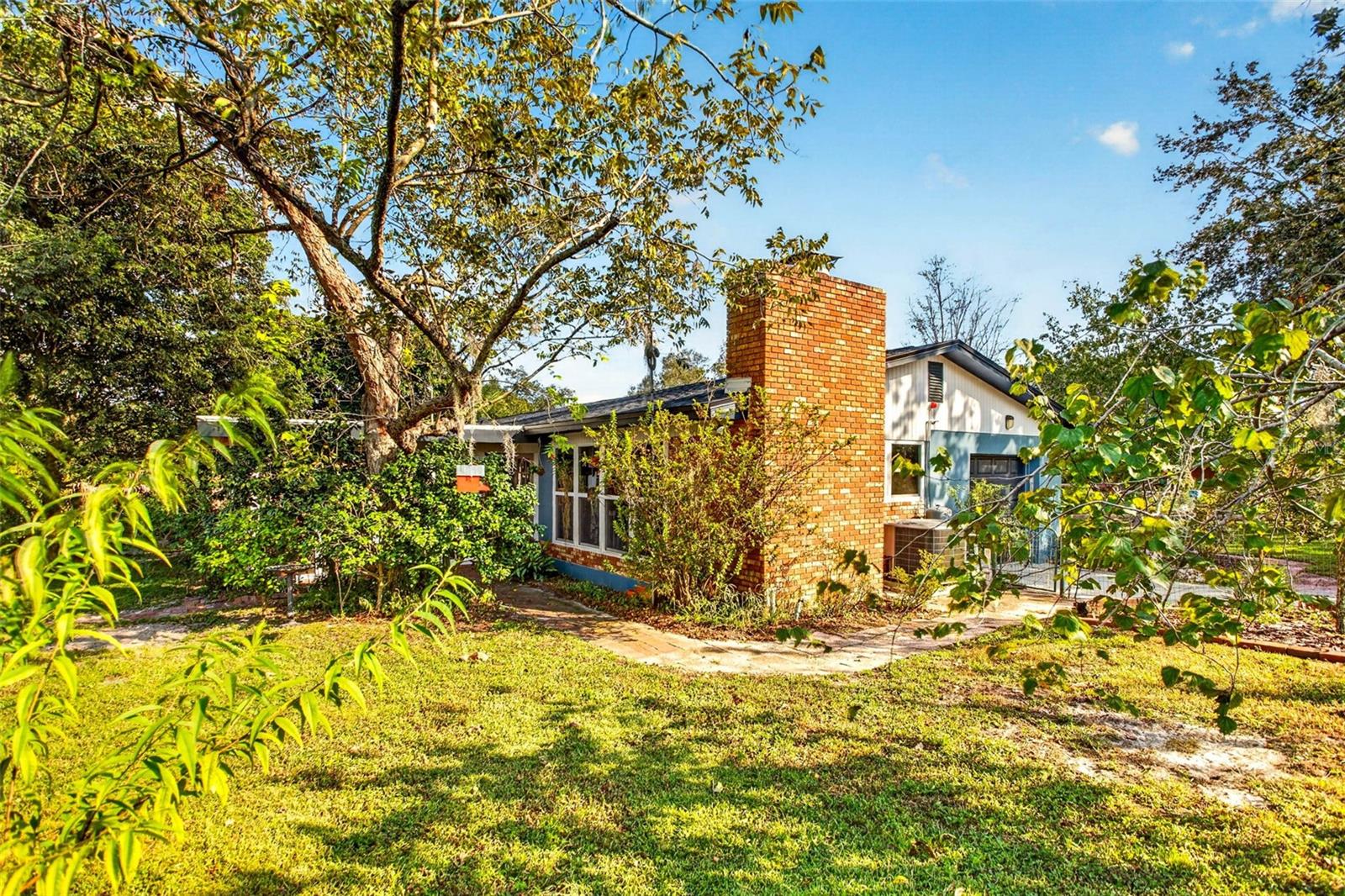 302 PARK RIDGE AVENUE, Temple Terrace, FL 33617