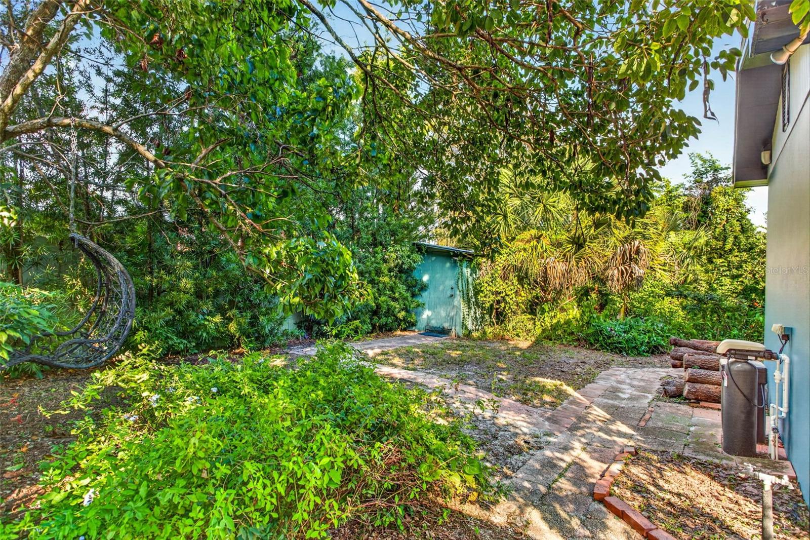302 PARK RIDGE AVENUE, Temple Terrace, FL 33617