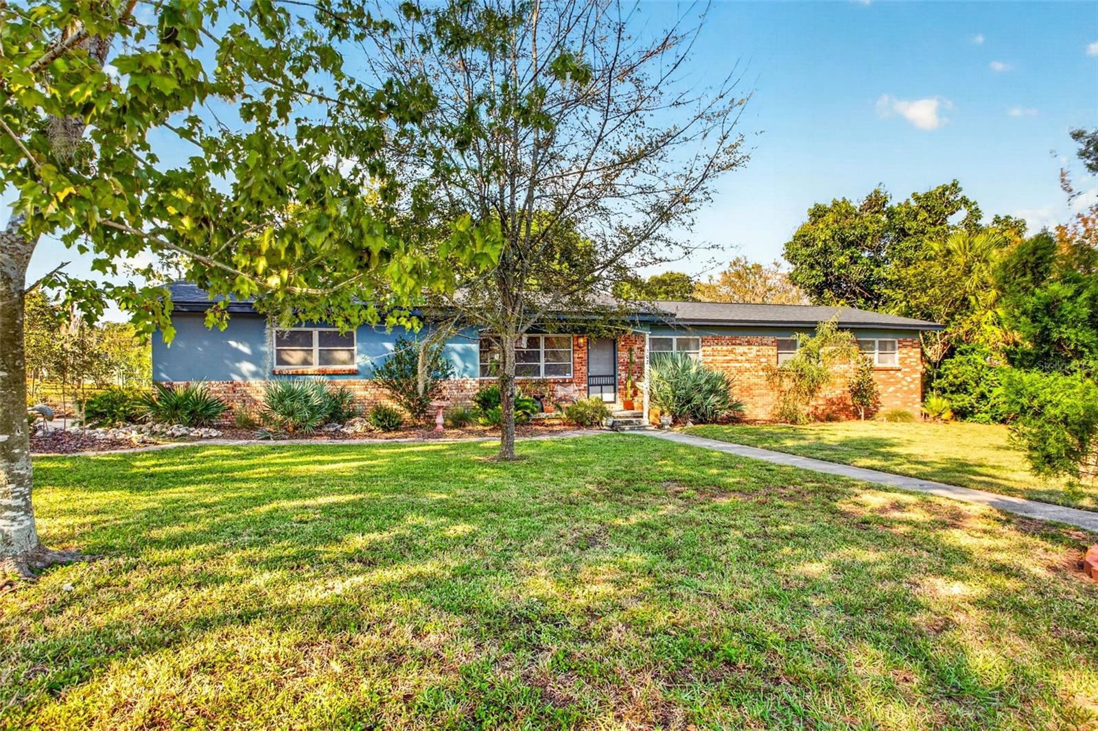 302 PARK RIDGE AVENUE, Temple Terrace, FL 33617