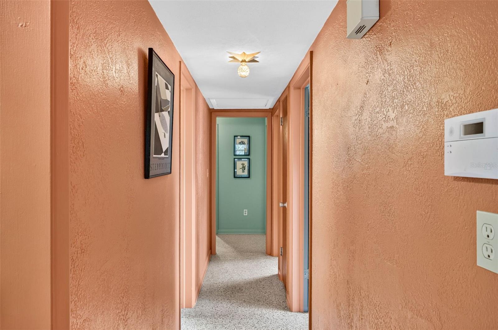302 PARK RIDGE AVENUE, Temple Terrace, FL 33617