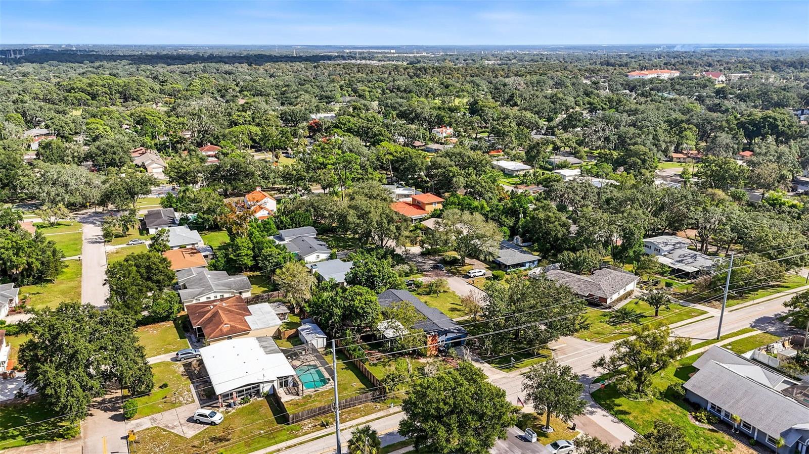 302 PARK RIDGE AVENUE, Temple Terrace, FL 33617