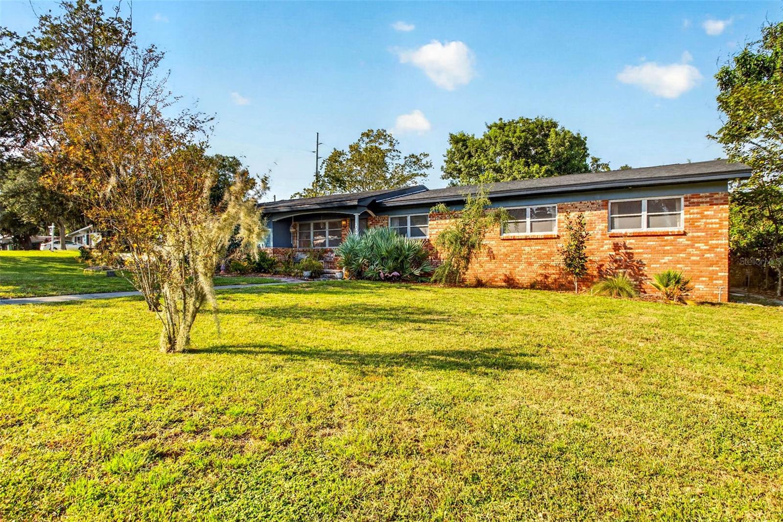 302 PARK RIDGE AVENUE, Temple Terrace, FL 33617