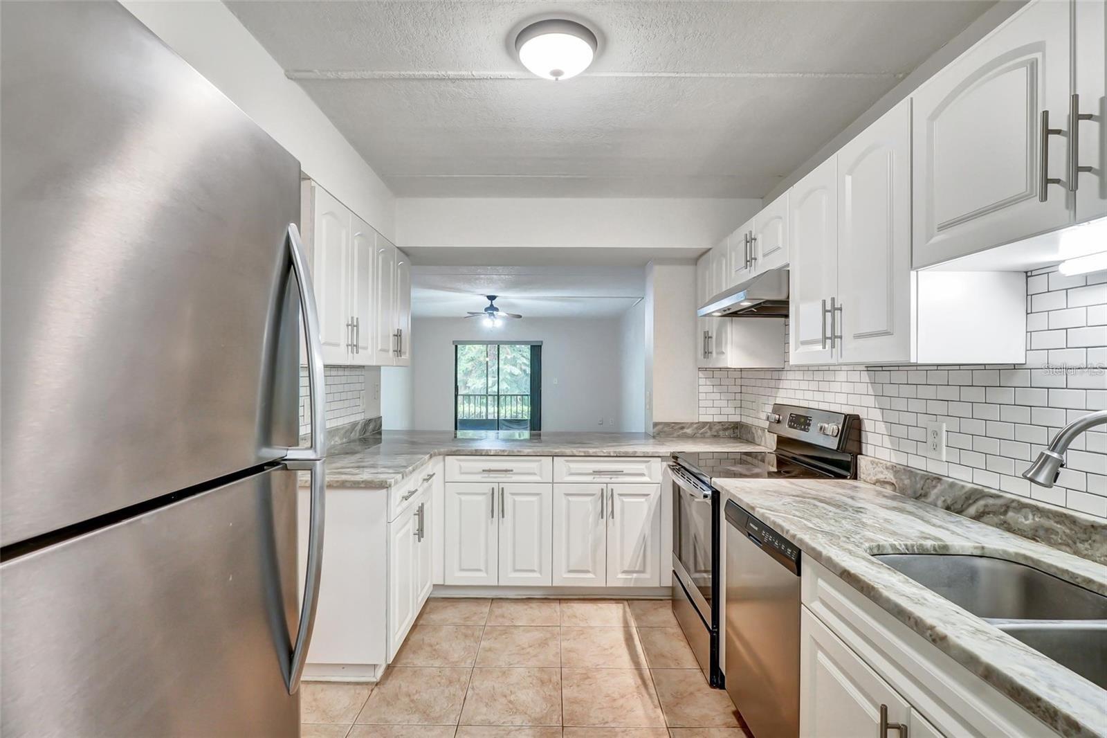 1200 TARPON WOODS BOULEVARD, #P5, Palm Harbor, FL 34685
