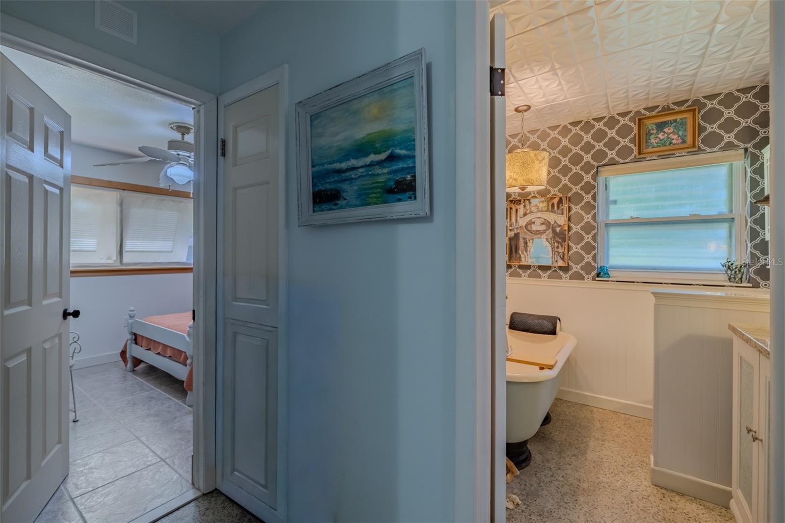 405 2ND STREET SW, Ruskin, FL 33570