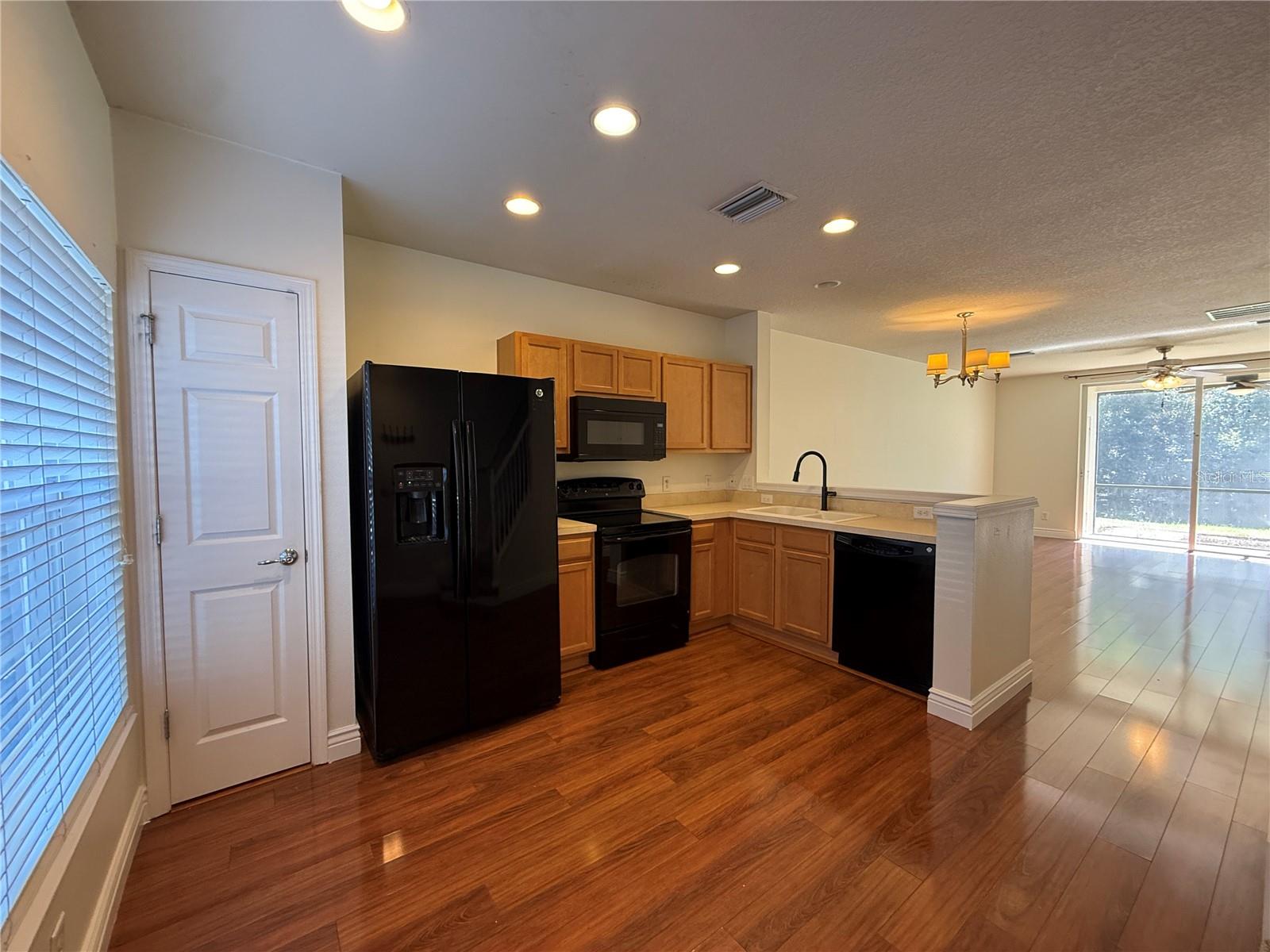 10445 WESTPARK PRESERVE BLVD, Tampa, FL 33625