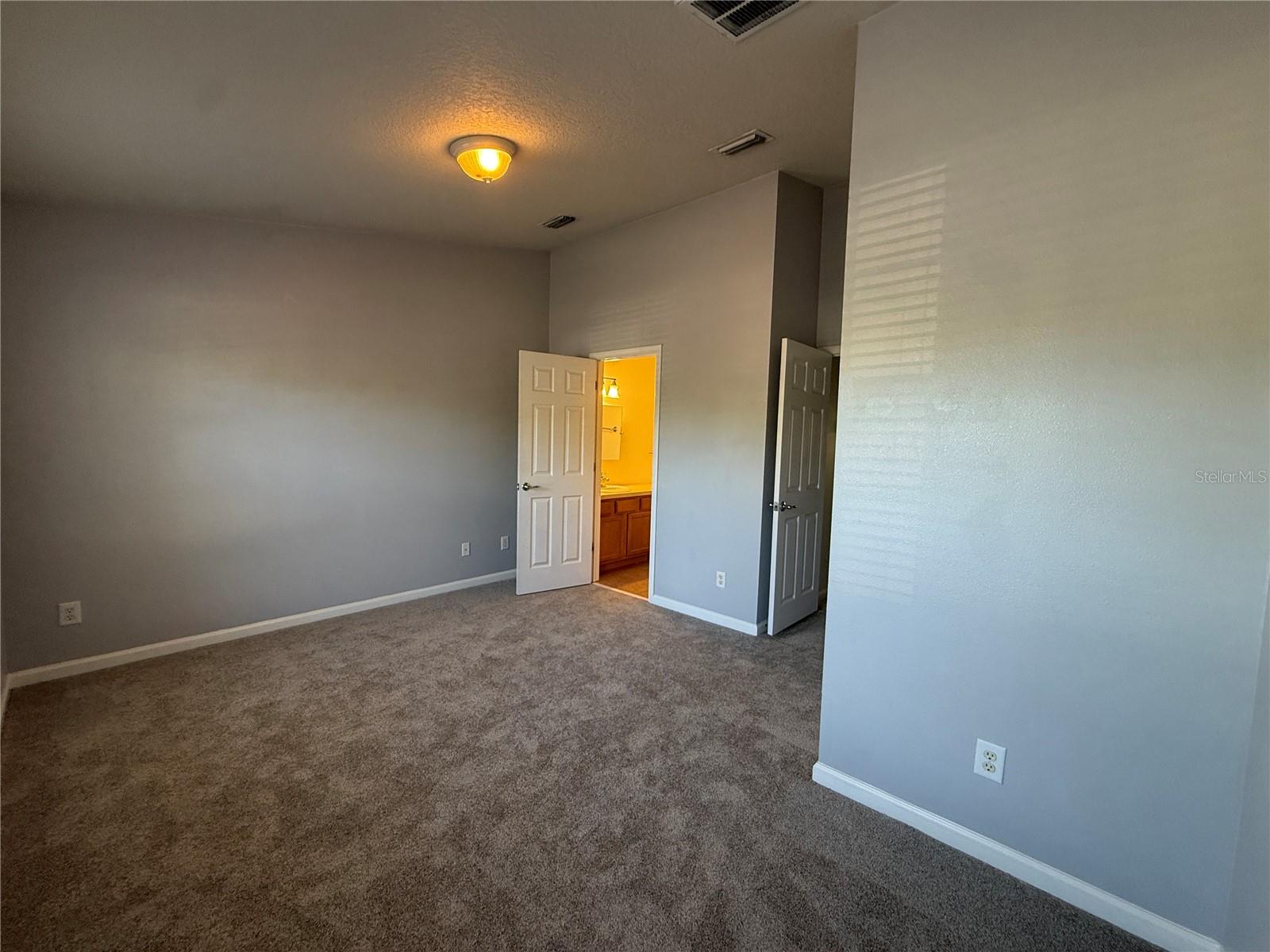 10445 WESTPARK PRESERVE BLVD, Tampa, FL 33625