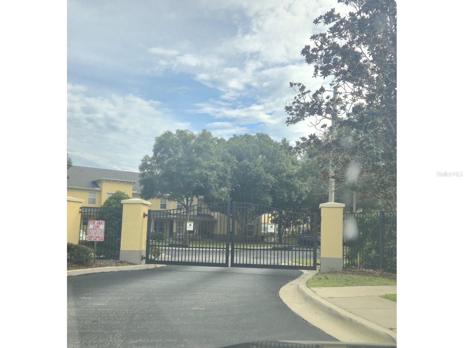 3438 CASTLE STONE CT, Valrico, FL 33594