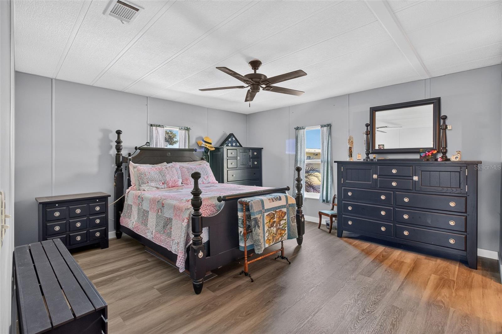176 CLUBVIEW DRIVE, #3, Safety Harbor, FL 34695