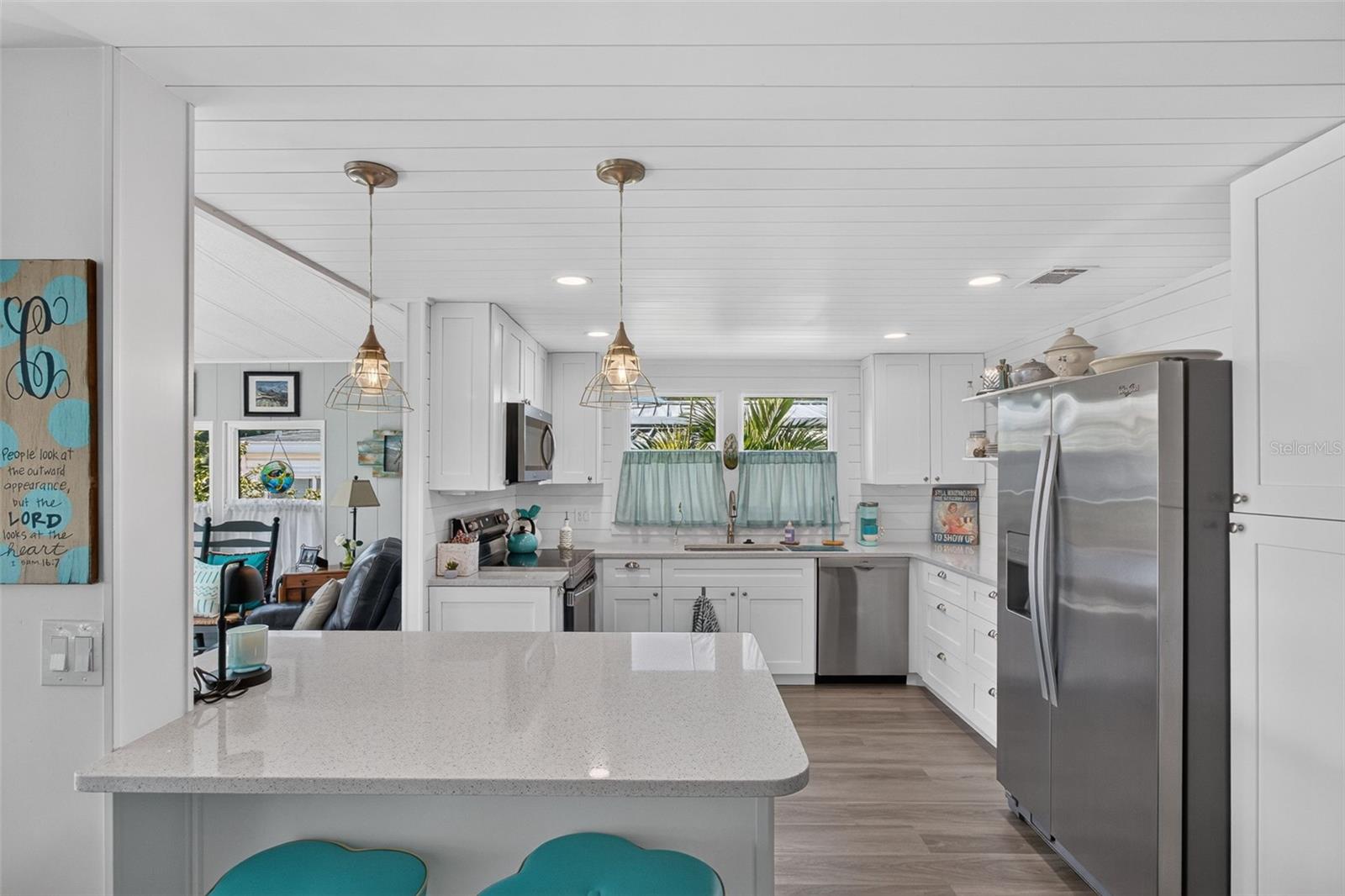 176 CLUBVIEW DRIVE, #3, Safety Harbor, FL 34695