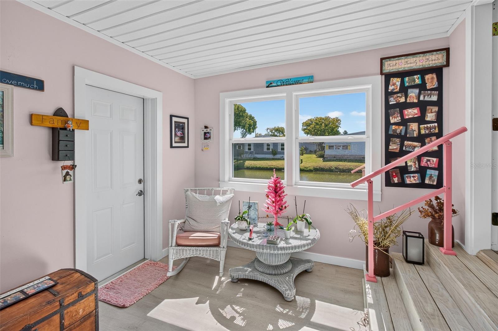 176 CLUBVIEW DRIVE, #3, Safety Harbor, FL 34695