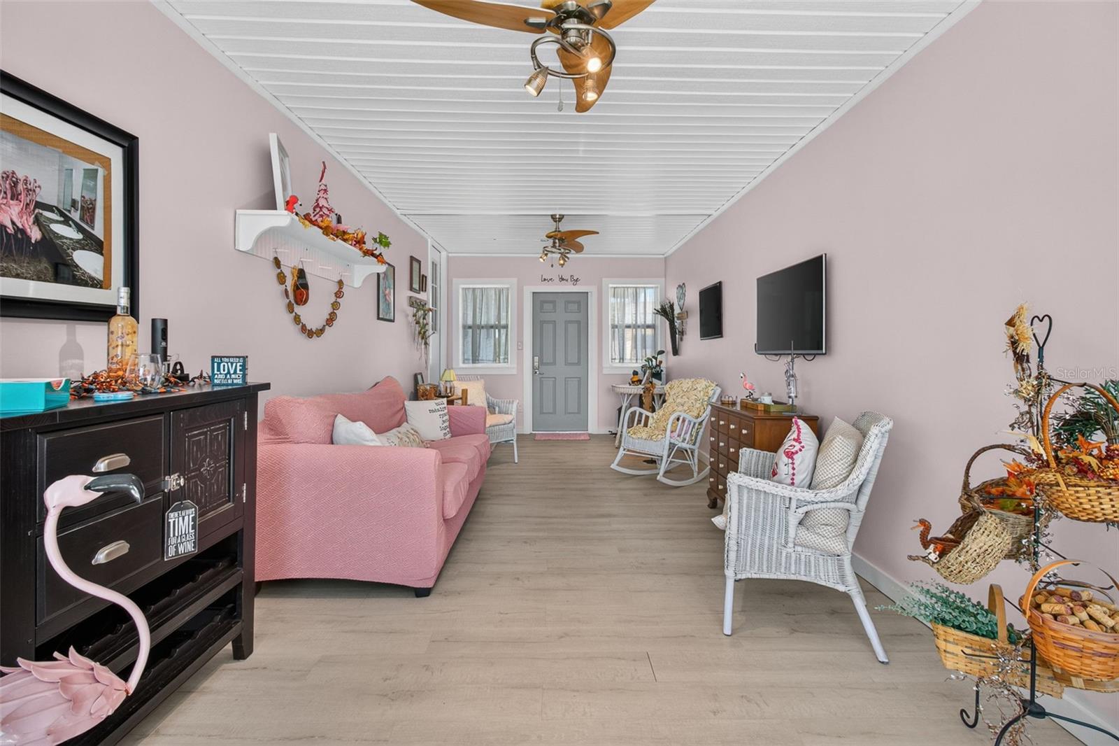 176 CLUBVIEW DRIVE, #3, Safety Harbor, FL 34695 176 CLUBVIEW DRIVE, #3, Safety Harbor, FL 34695