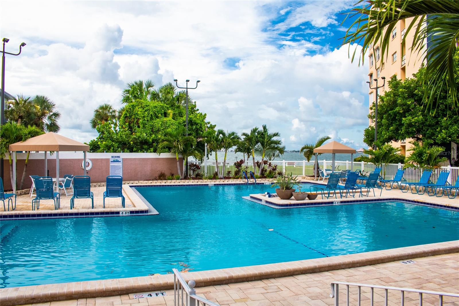 5935 30TH AVENUE S, #301, Gulfport, FL 33707