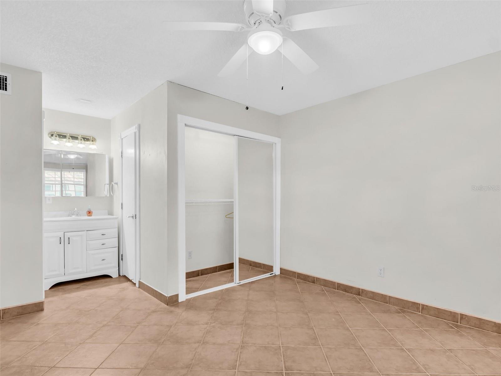 3109 MISSION GROVE DRIVE, #D, Palm Harbor, FL 34684