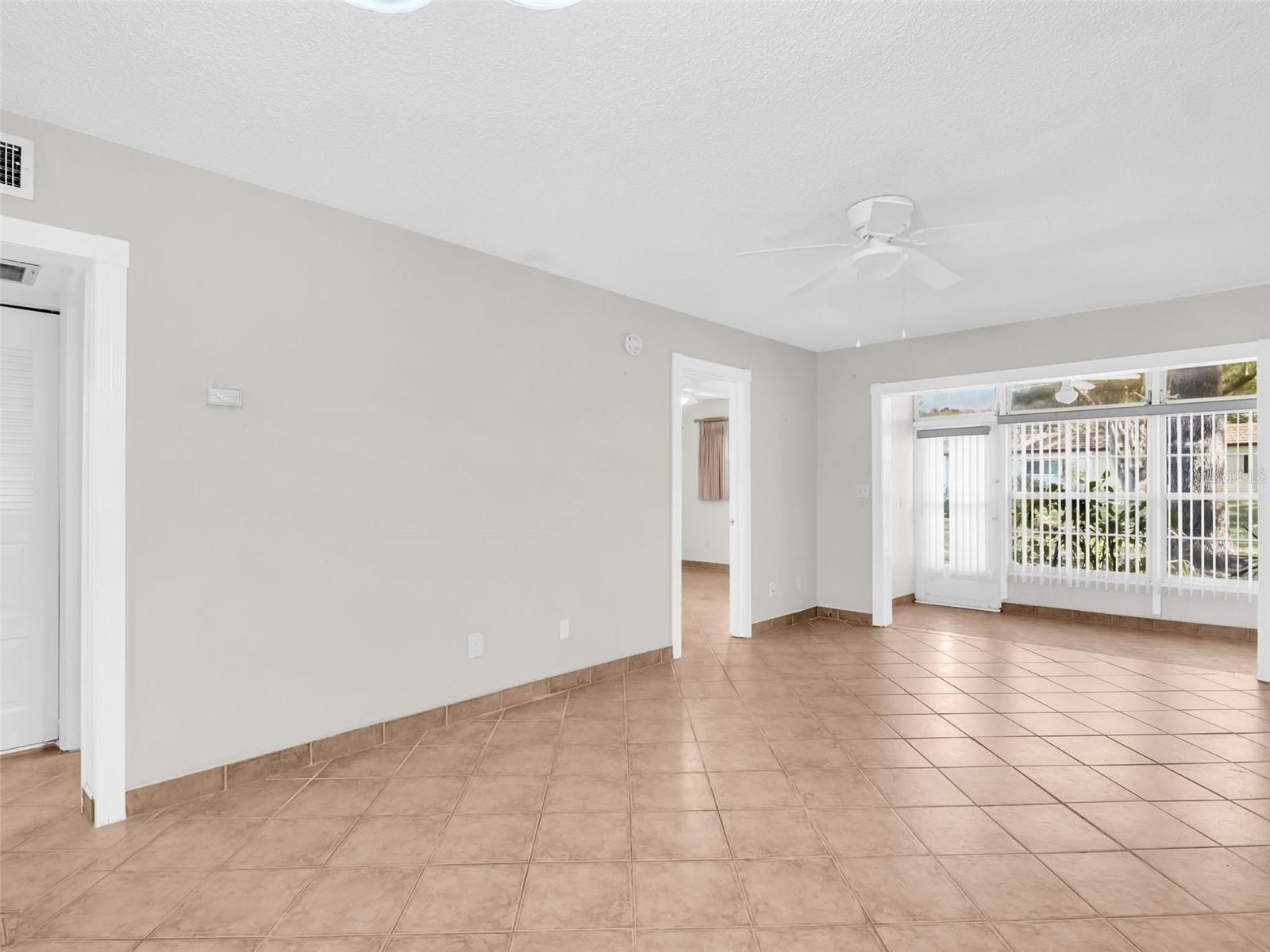 3109 MISSION GROVE DRIVE, #D, Palm Harbor, FL 34684