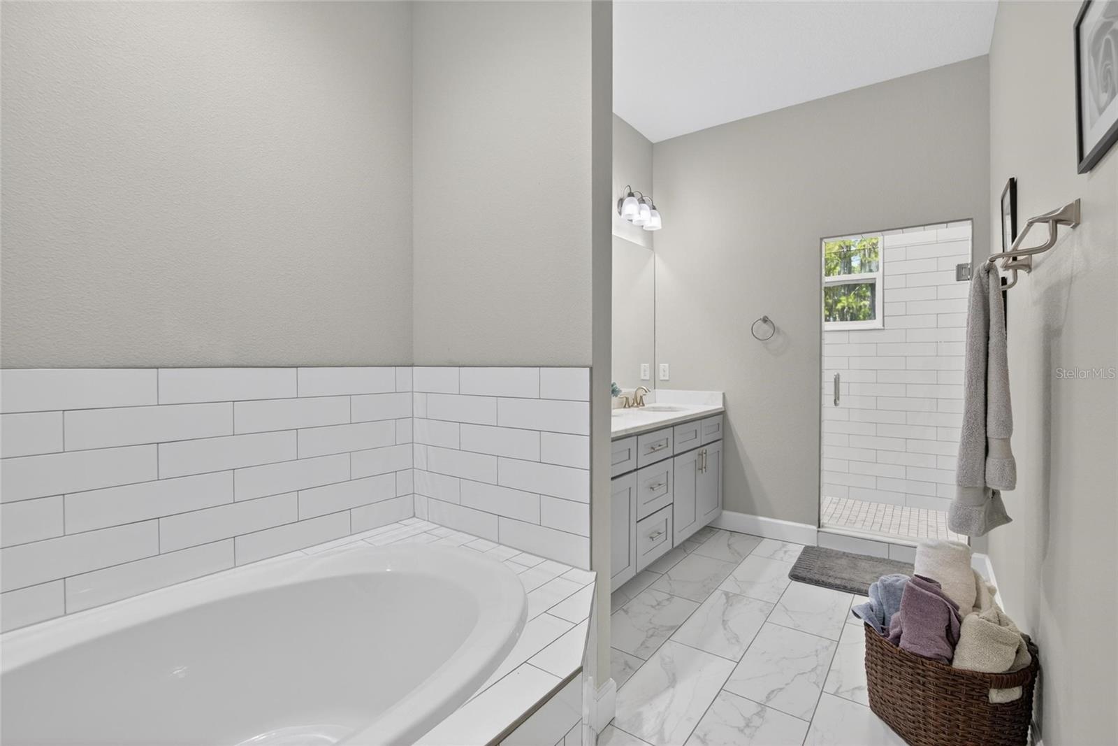 750 GRAND CYPRESS LANE, Tarpon Springs, FL 34689