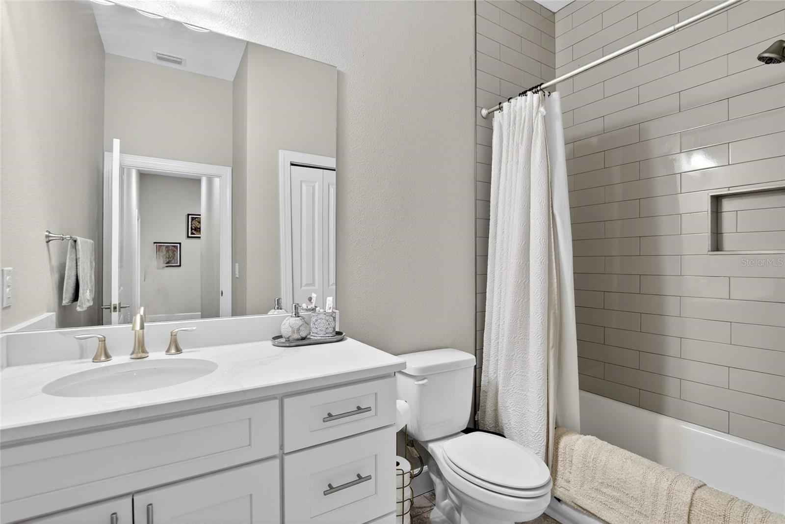 750 GRAND CYPRESS LANE, Tarpon Springs, FL 34689