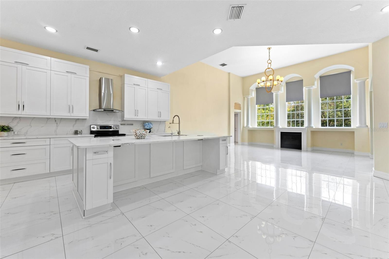 10310 CARROLL COVE PLACE, Tampa, FL 33612